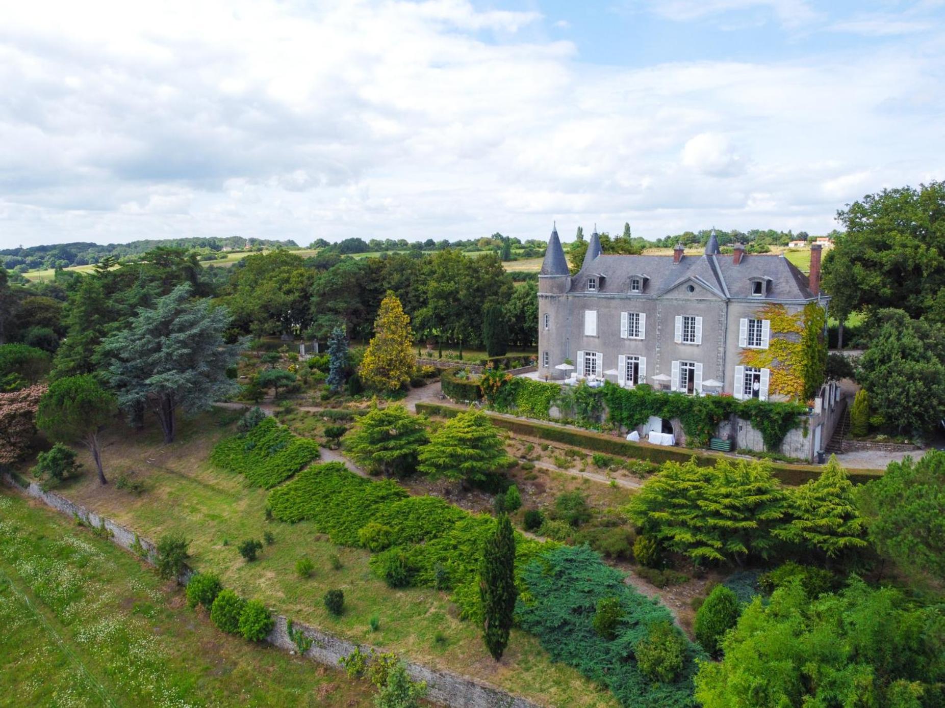 Château Haute Roche Oudon Exterior foto